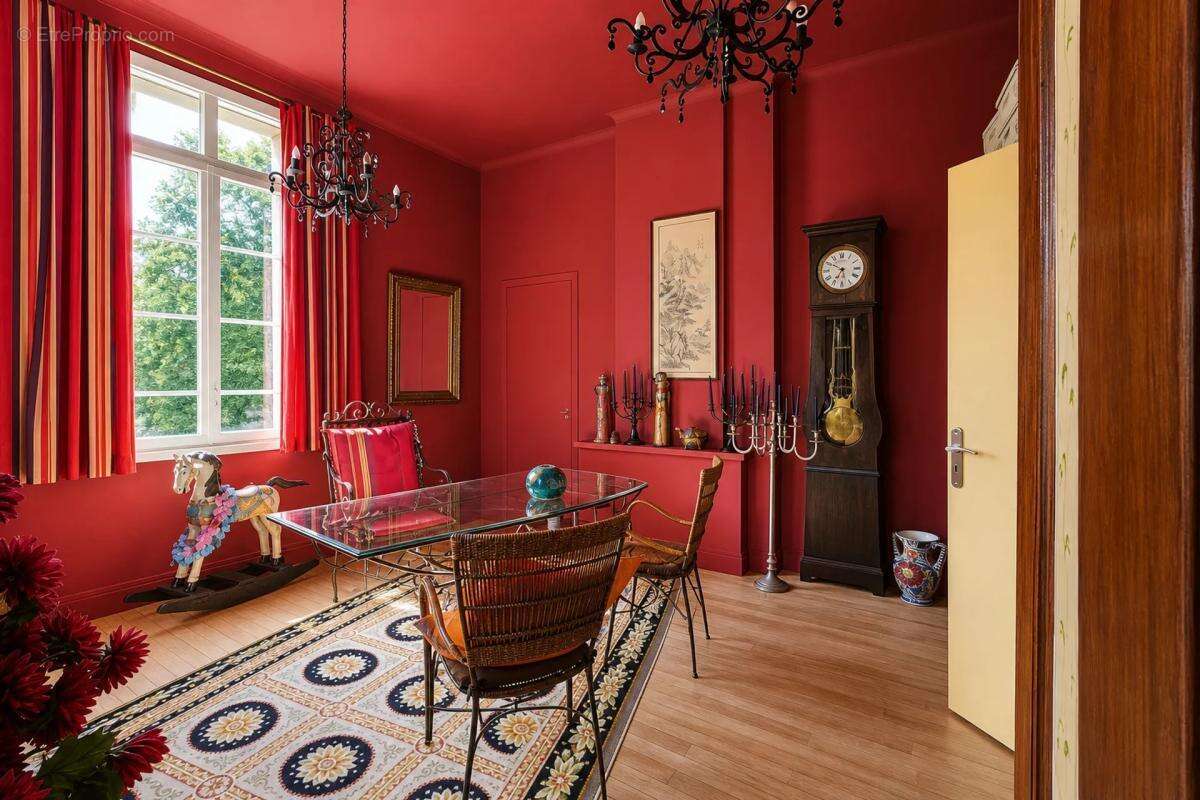 Maison de 11 pièces de 420 m² à Boussès - photo 3