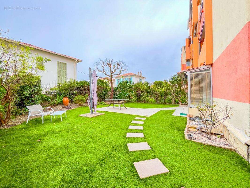 Appartement à CAGNES-SUR-MER