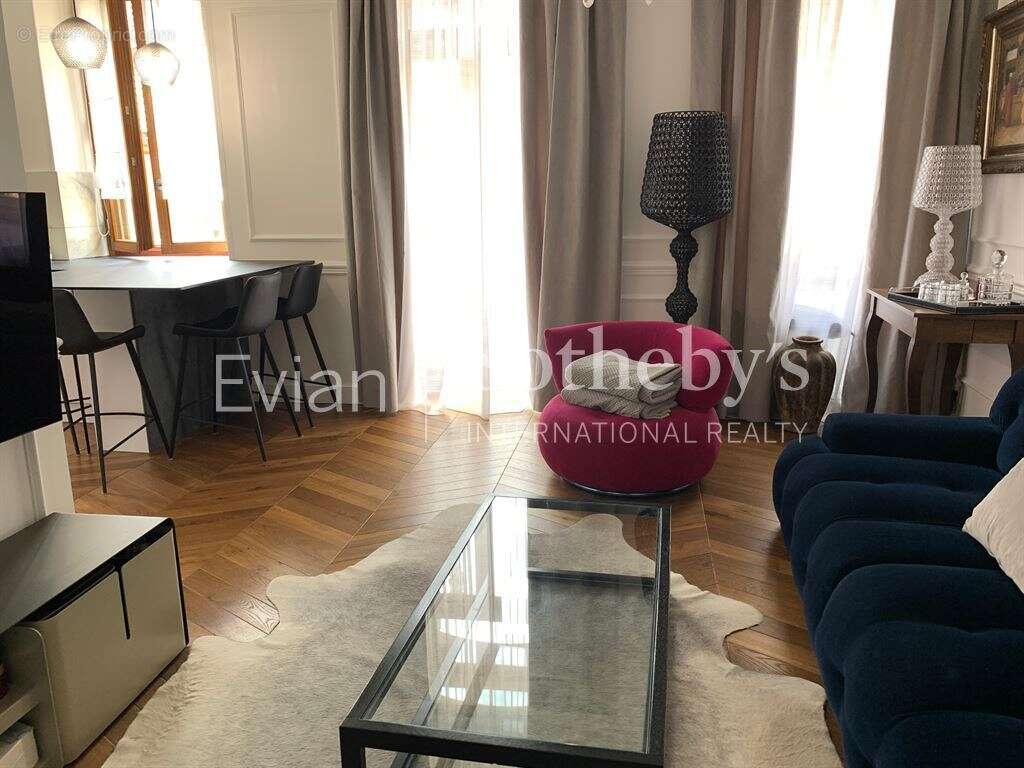 Appartement à EVIAN-LES-BAINS