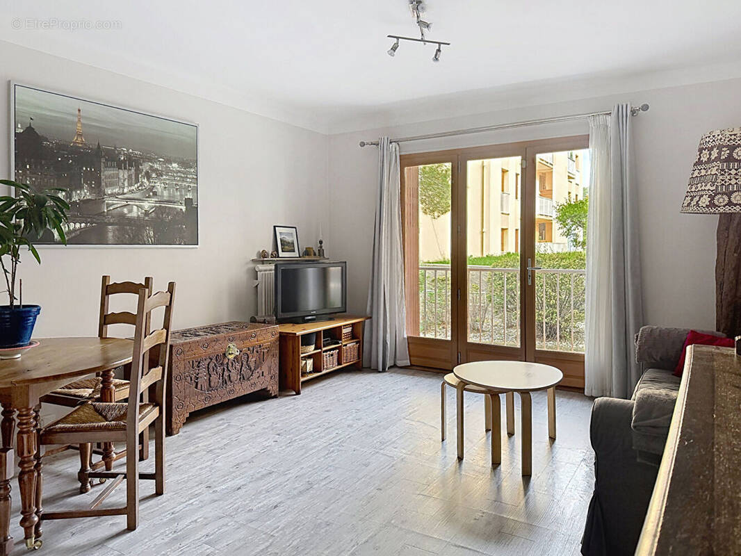 Appartement à AIX-EN-PROVENCE