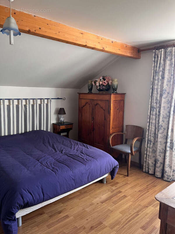 Maison à SAINT-CERNIN