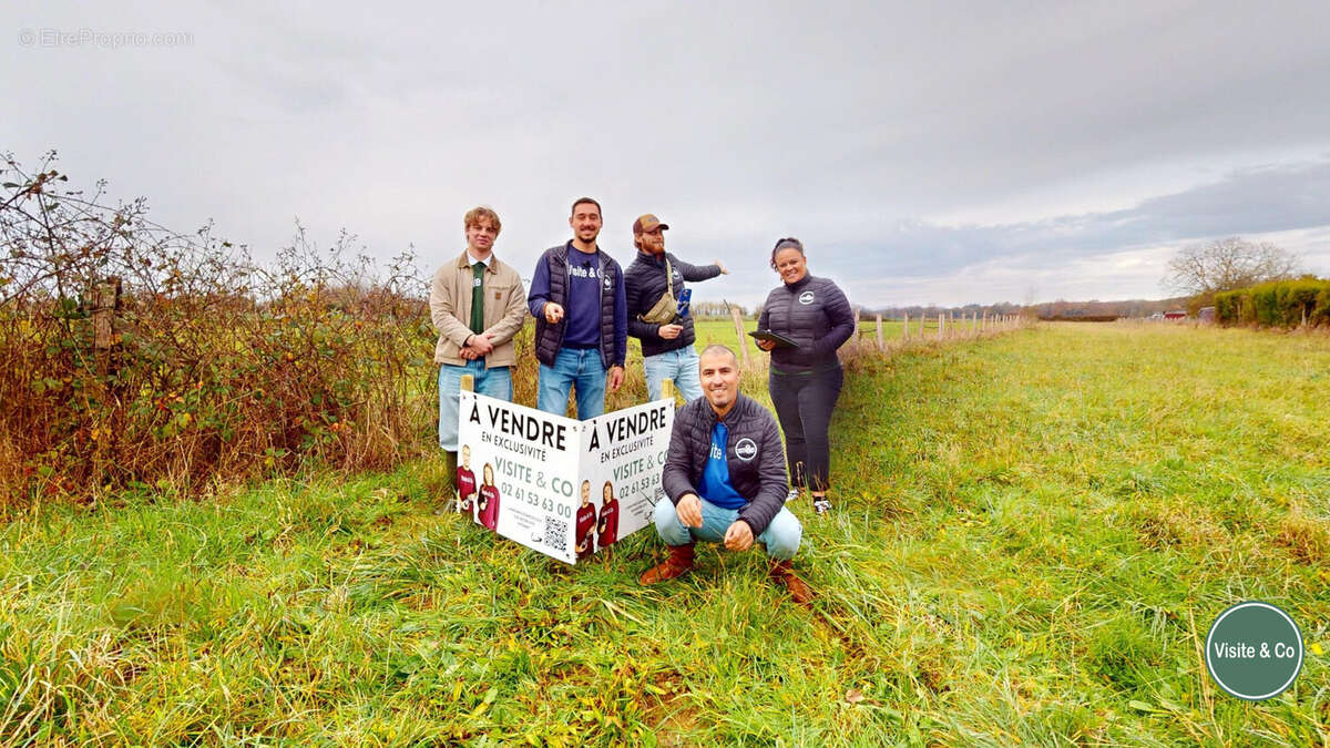 Terrain à FRESNEY-LE-VIEUX