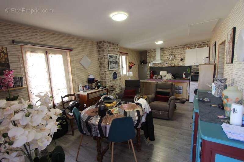 Appartement à VITTEAUX