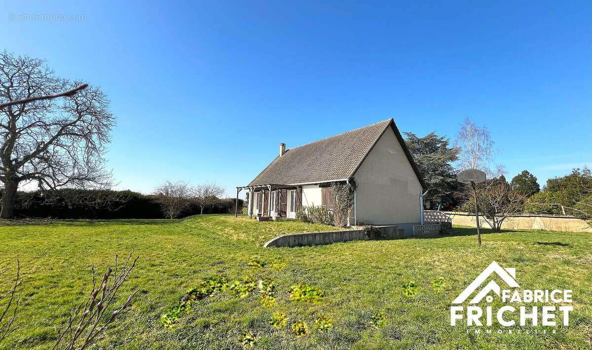 Maison à TILLY