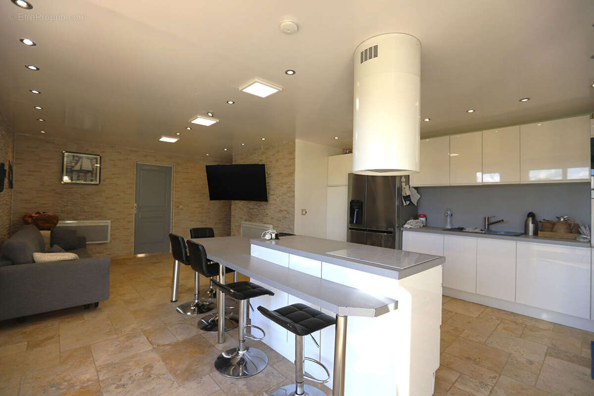 Maison à VILLIERS-SAINT-FREDERIC