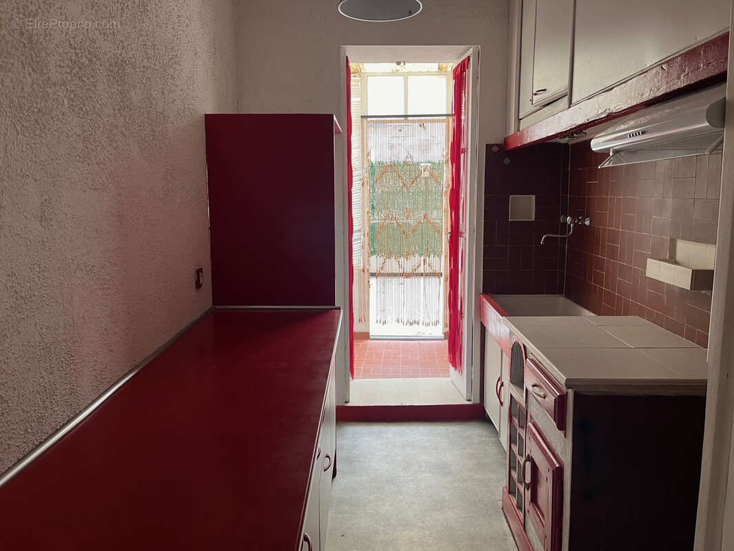 Appartement à MARSEILLE-2E