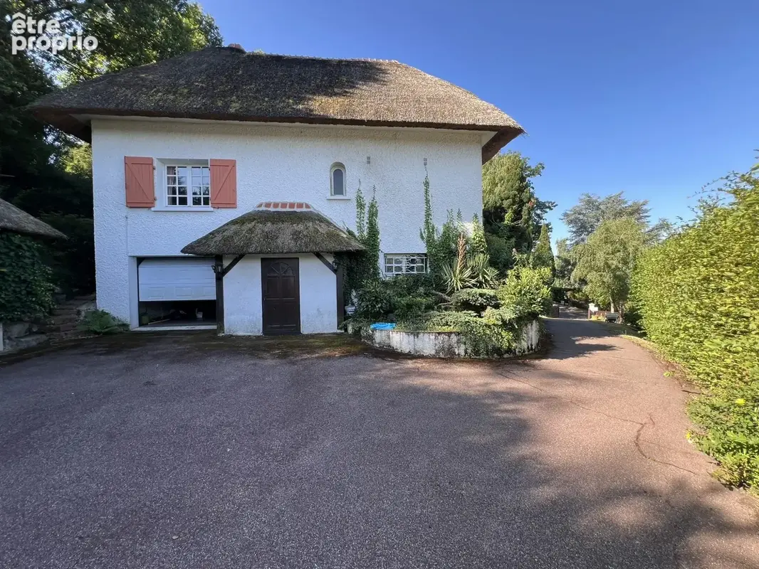 Maison 7 pièces 137 m² à vendre à Saint-Priest-En-Jarez (42270) - photo 2