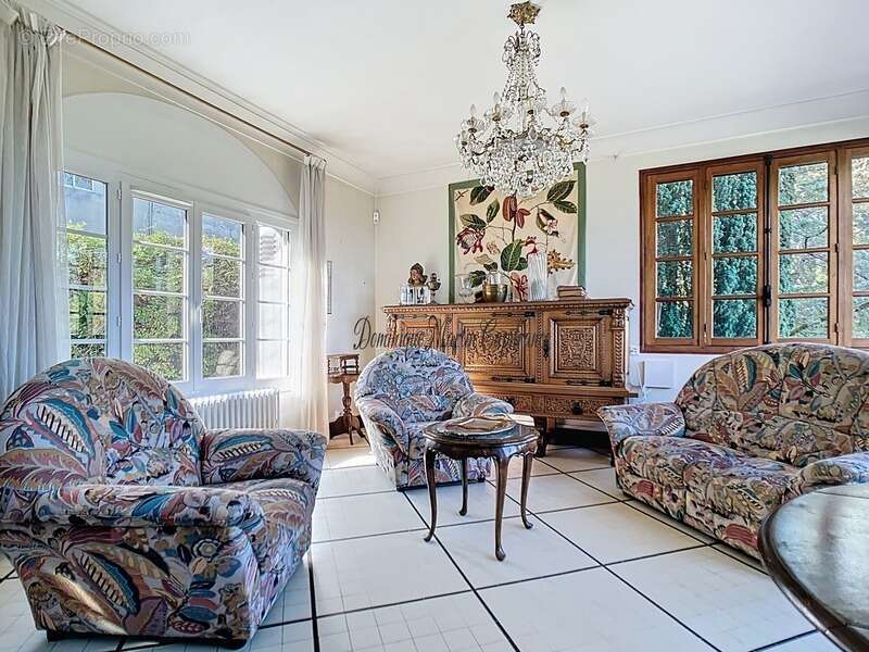 Maison à LA CHARTRE-SUR-LE-LOIR