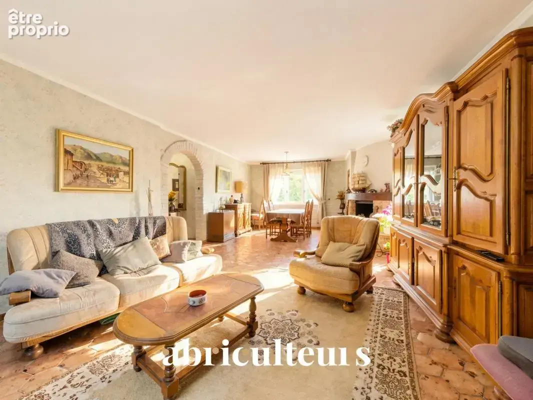 Maison familiale de 170 m² à fort potentiel en vente Aix en Provence (13590)( Pont des 3 Sautets) - photo 6