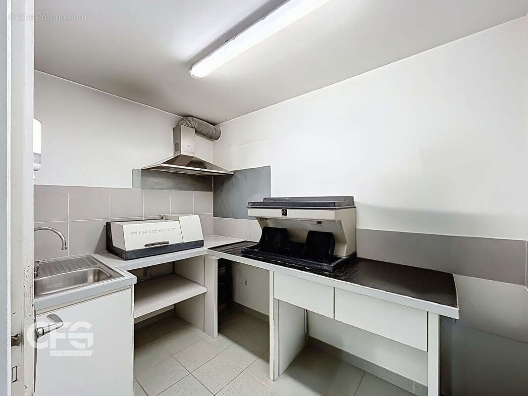 Commerce à GRESY-SUR-AIX