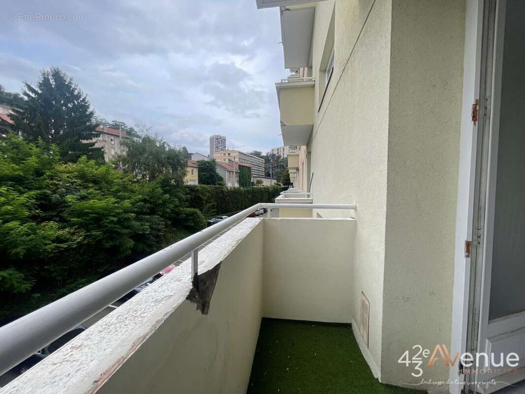 Appartement à SAINT-ETIENNE