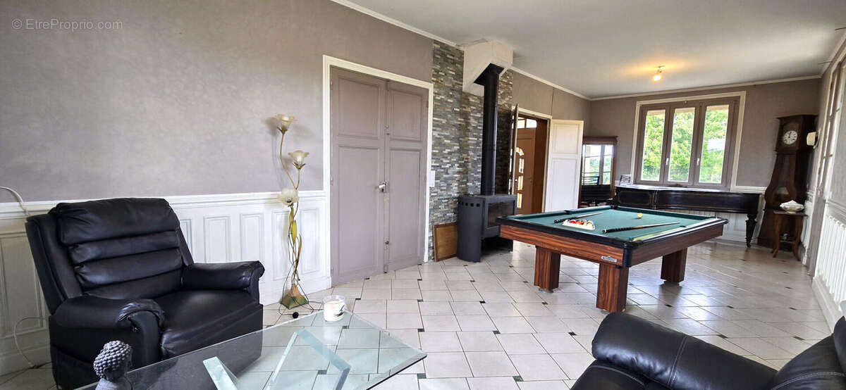 Maison à RESSONS-SUR-MATZ