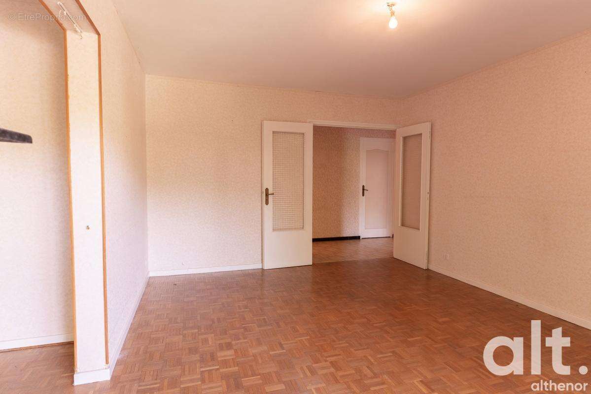 Appartement à ANNECY-LE-VIEUX