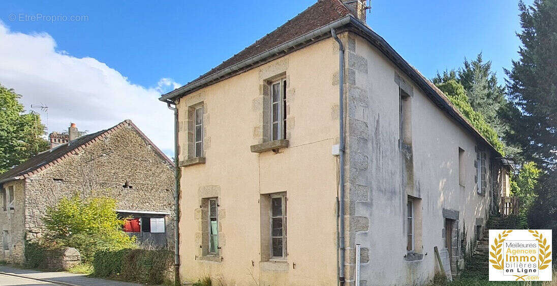 Maison à DAMIGNY
