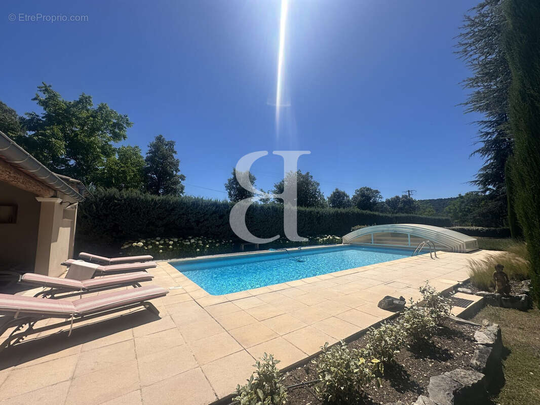 Maison à VAISON-LA-ROMAINE