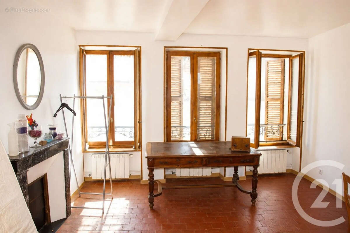 Maison à CHATEAUNEUF-VAL-DE-BARGIS