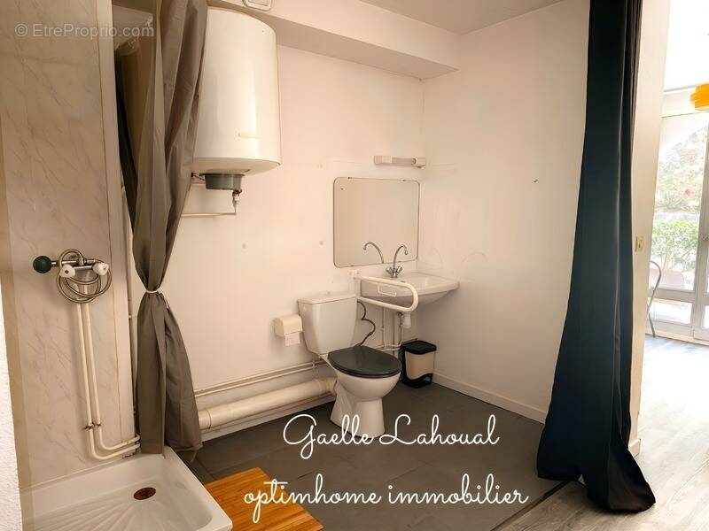 Appartement à LAMALOU-LES-BAINS