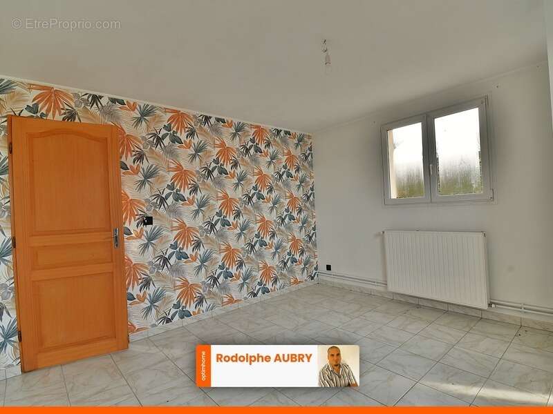 Maison à LA HARENGERE