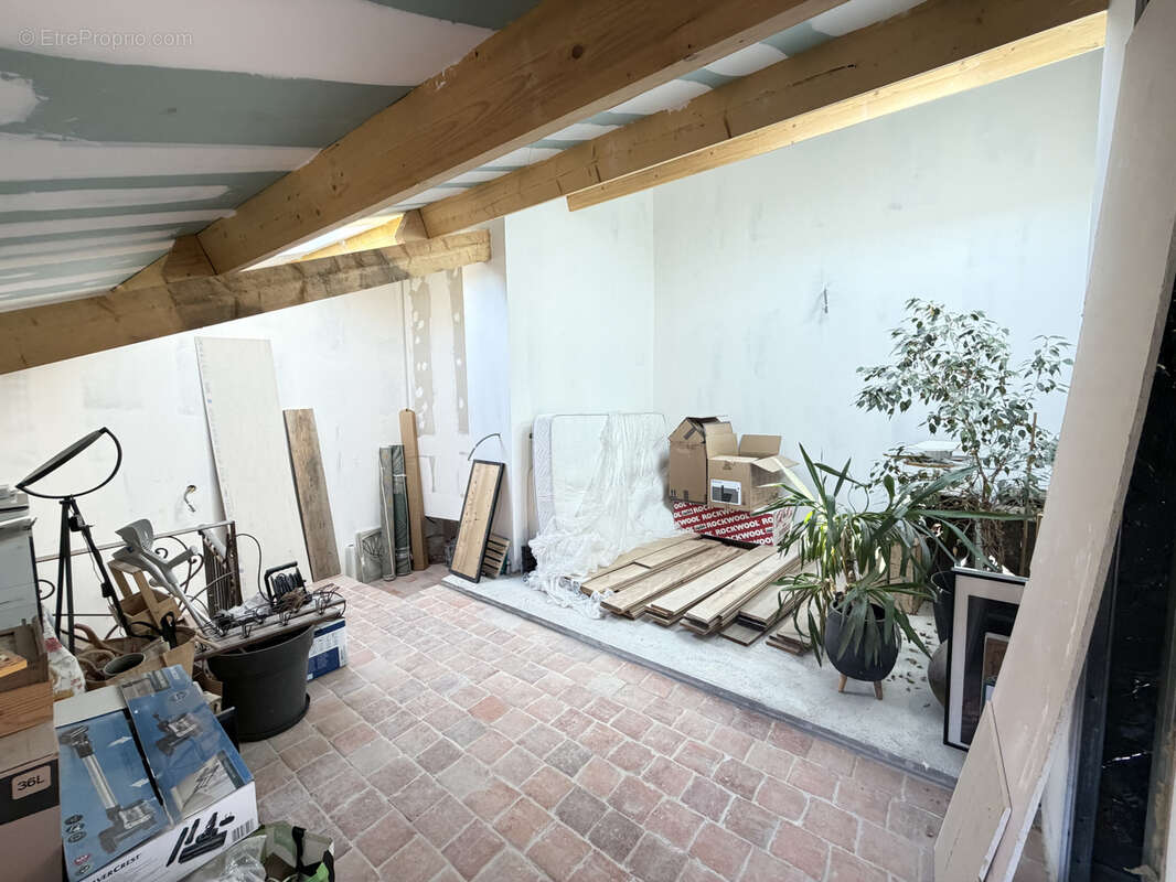 Maison à AUPS