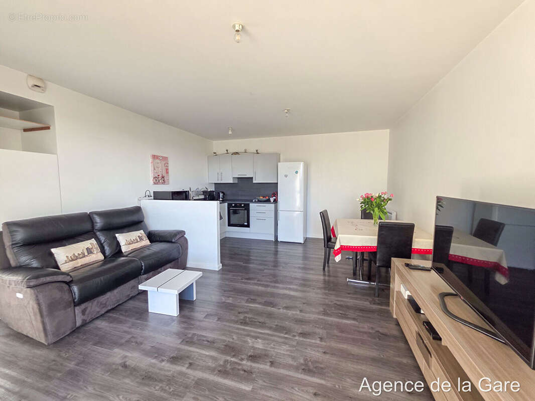 Appartement à SARTROUVILLE