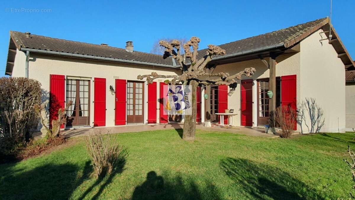 Maison à LA ROCHEFOUCAULD