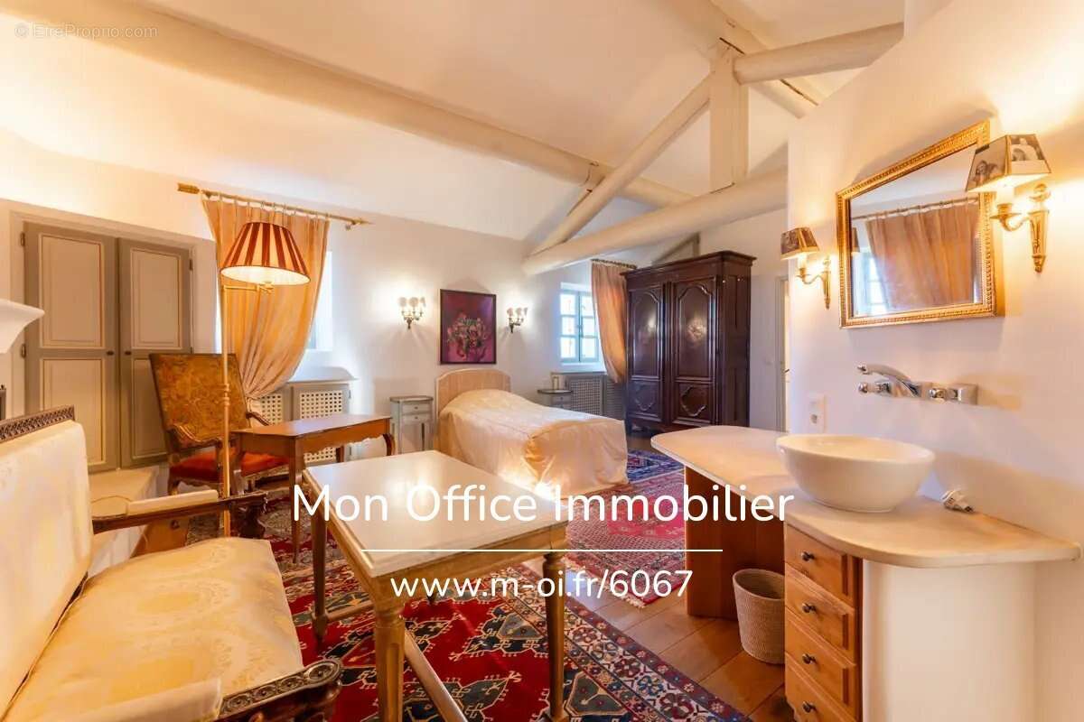 Maison à BONNIEUX