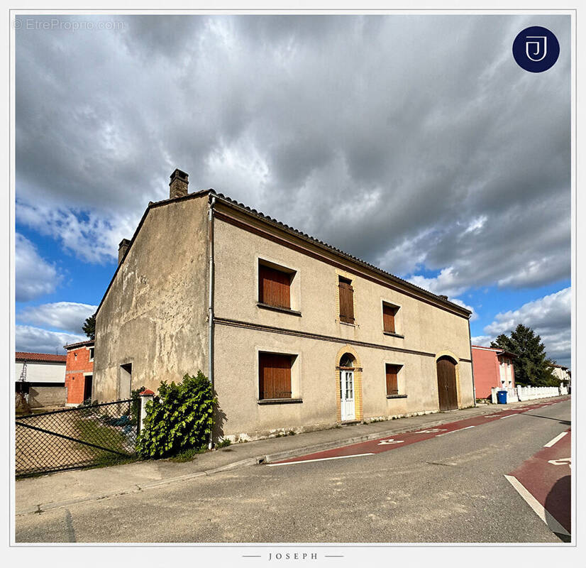 Maison à SAINT-JORY