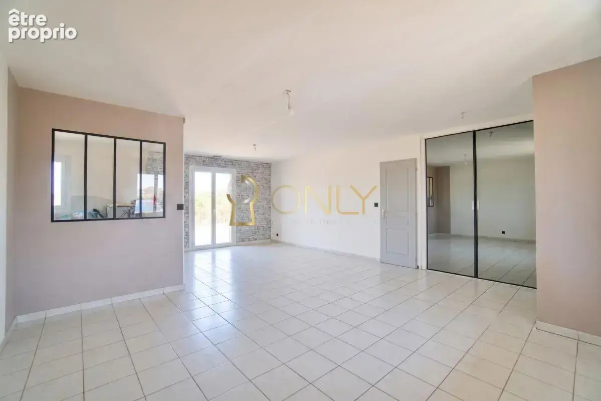 Leyment - Maison individuelle - 116m² - 5 chambres - photo 5