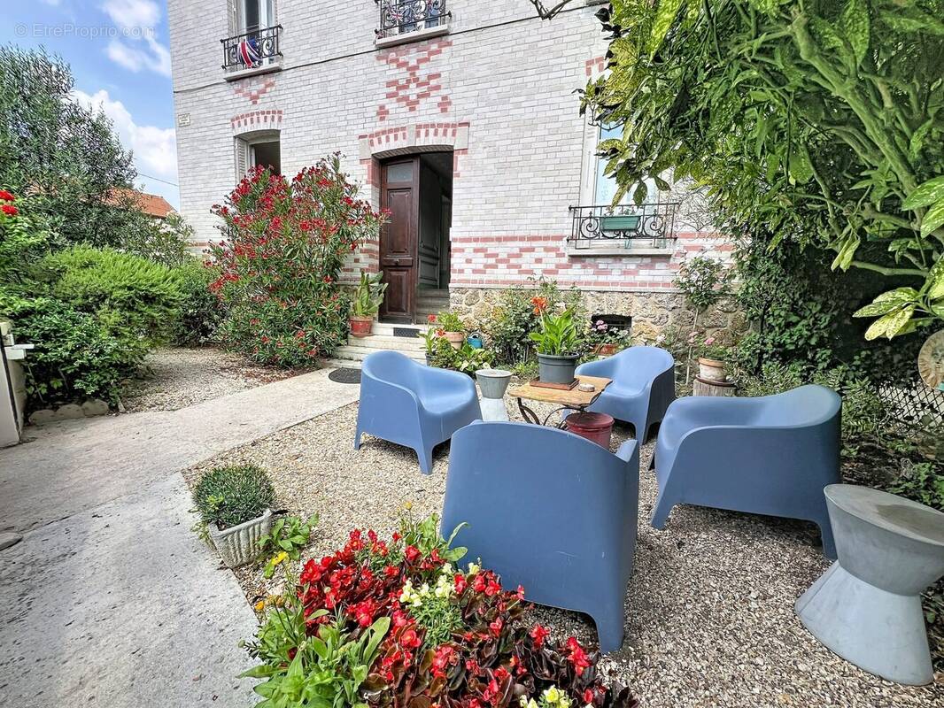 Appartement à GARCHES