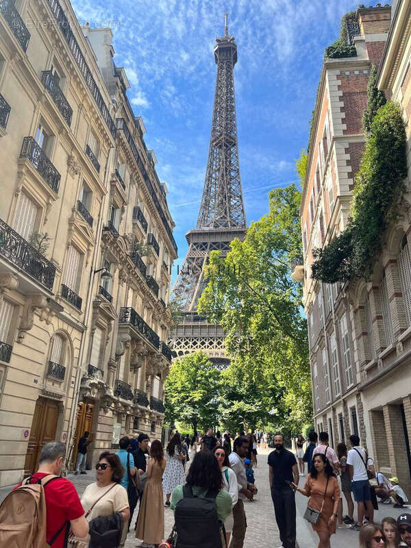 Appartement à PARIS-7E