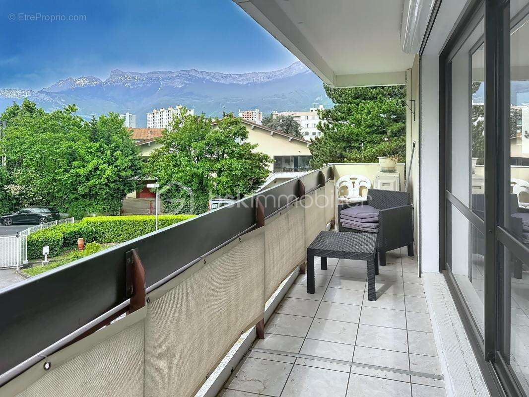 Appartement à ECHIROLLES