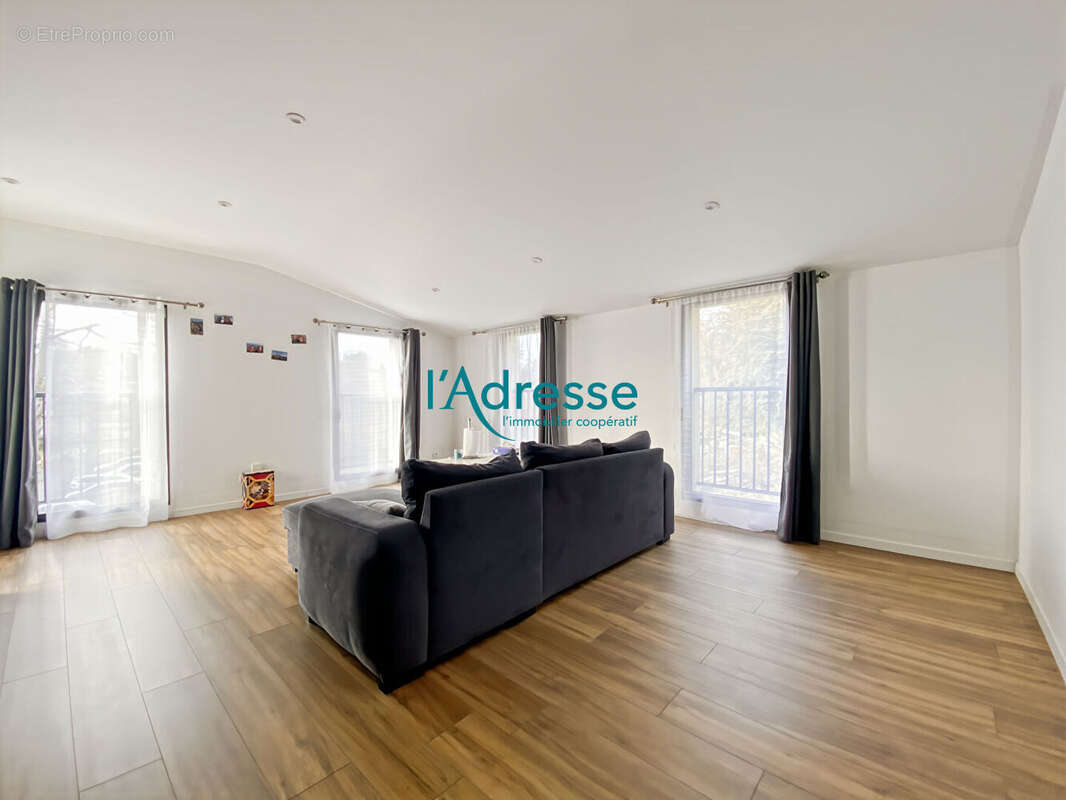 Appartement à SERAINCOURT