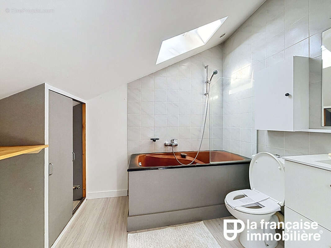 T1 traversant lumineux 22,5m² - Proche gare - Idéal investisseur - photo 3