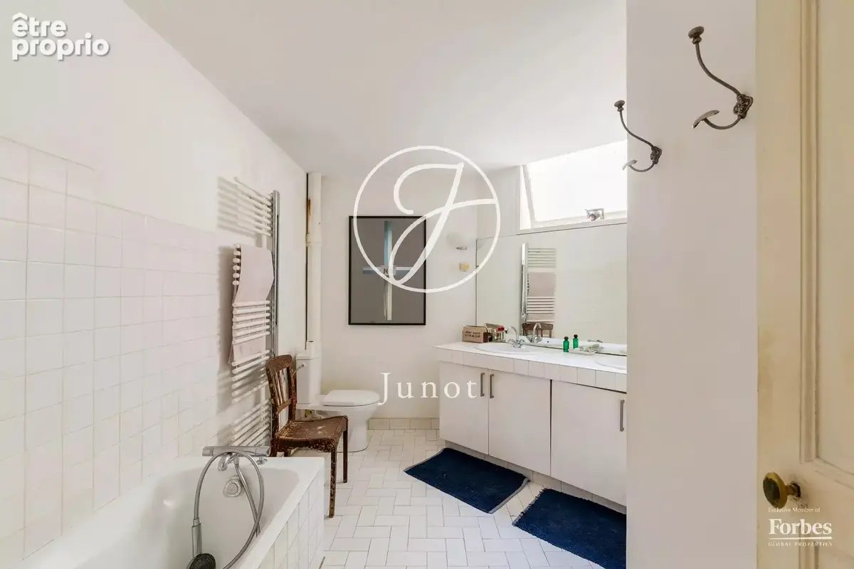 Paris 9e - BLANCHE / RUE DE BRUXELLES - Appartement  - 7 pièces - 230,28m² Carrez - 239,38m² au sol - 4/5 chambres - photo 20