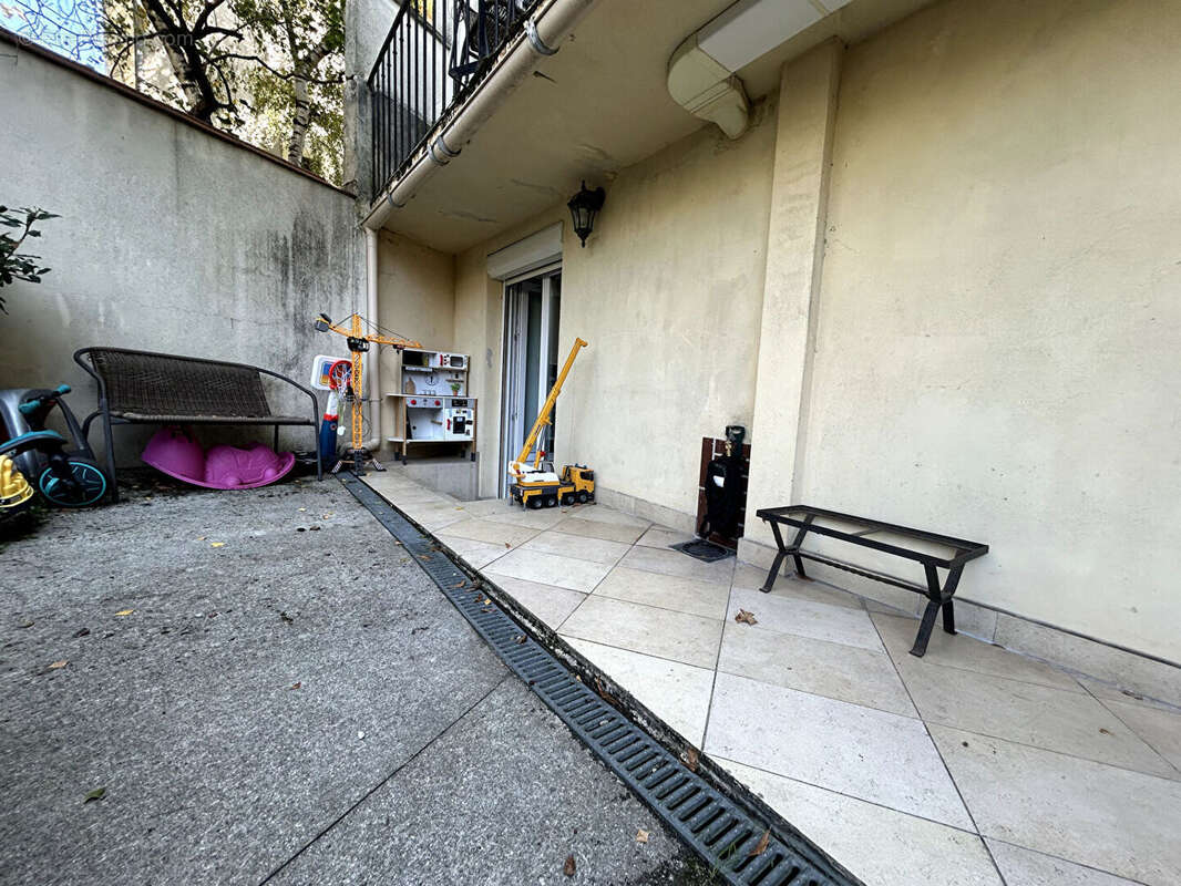 Appartement à LE PERREUX-SUR-MARNE