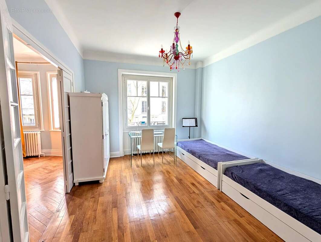 Appartement à LYON-6E