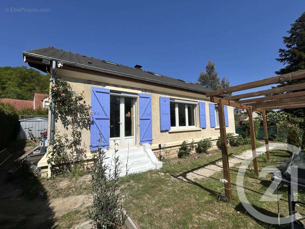 Maison à LABRUYERE