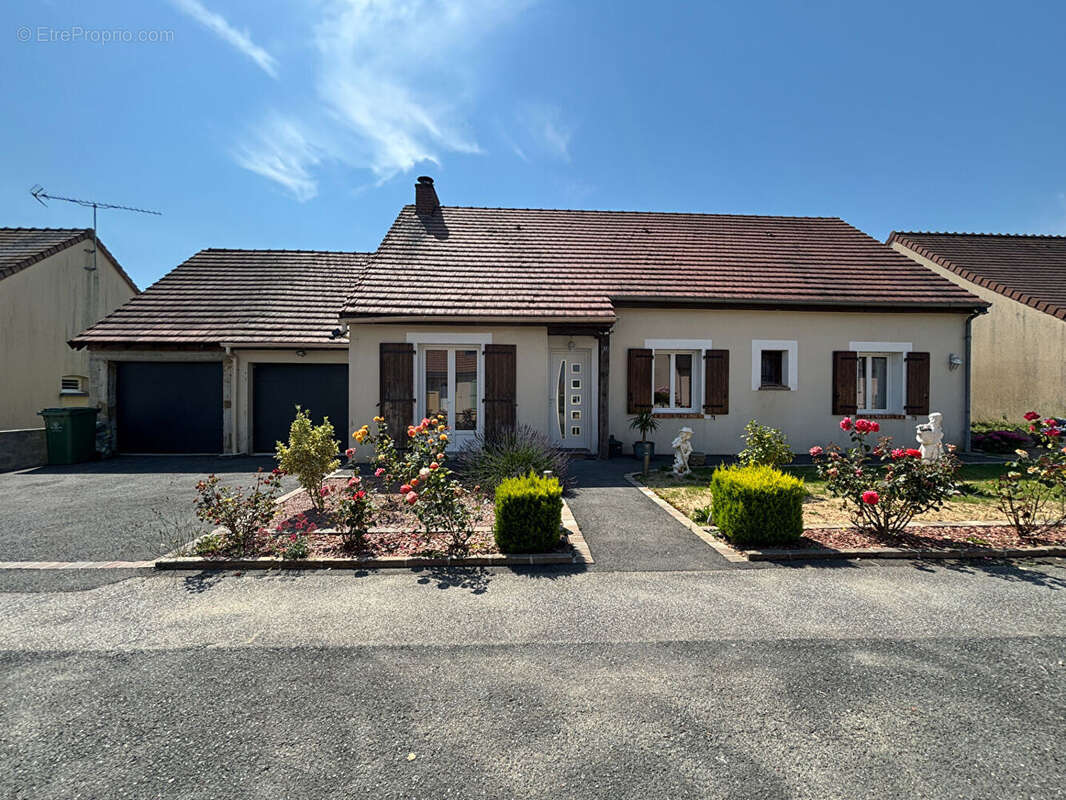Maison à LA FERTE-BERNARD