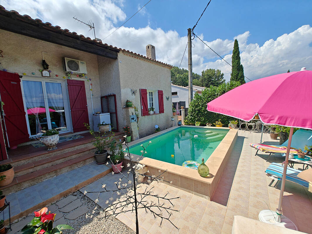 Maison à SOLLIES-VILLE