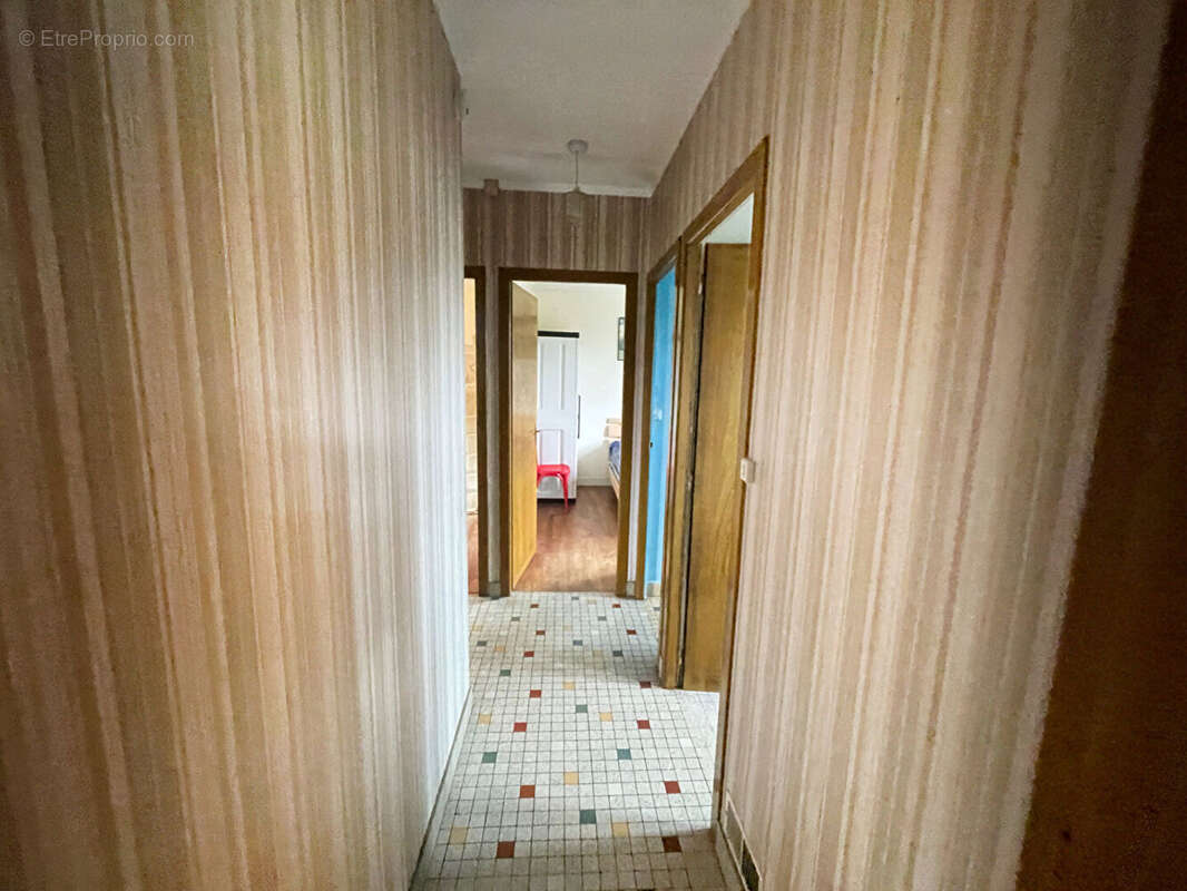 Maison à CARHAIX-PLOUGUER