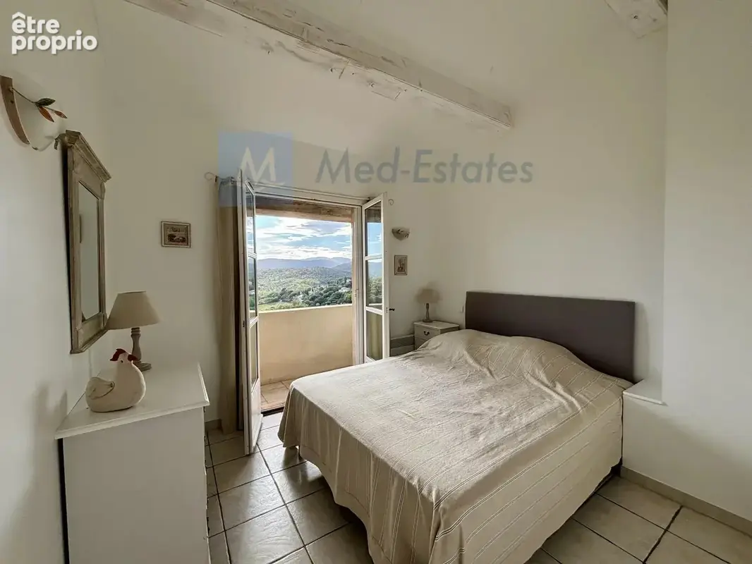 Élégante maison de village avec terrasses et vues panoramiques – Grimaud - photo 10