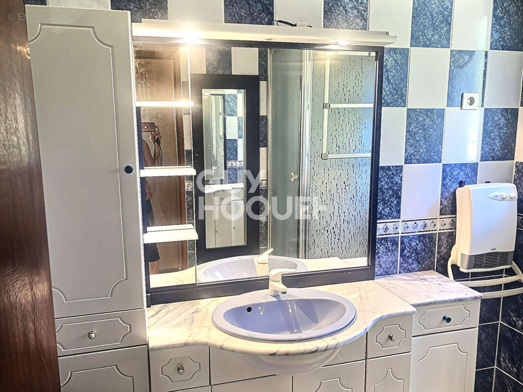 A vendre  pavillon 4 pièce(s) 80 m2 avec garage, jardin et cave au parc des amandiers 13170 les pennes mirabeau - photo 9