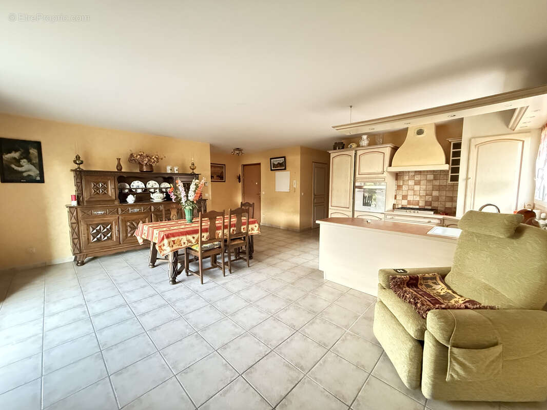 Appartement à UGINE