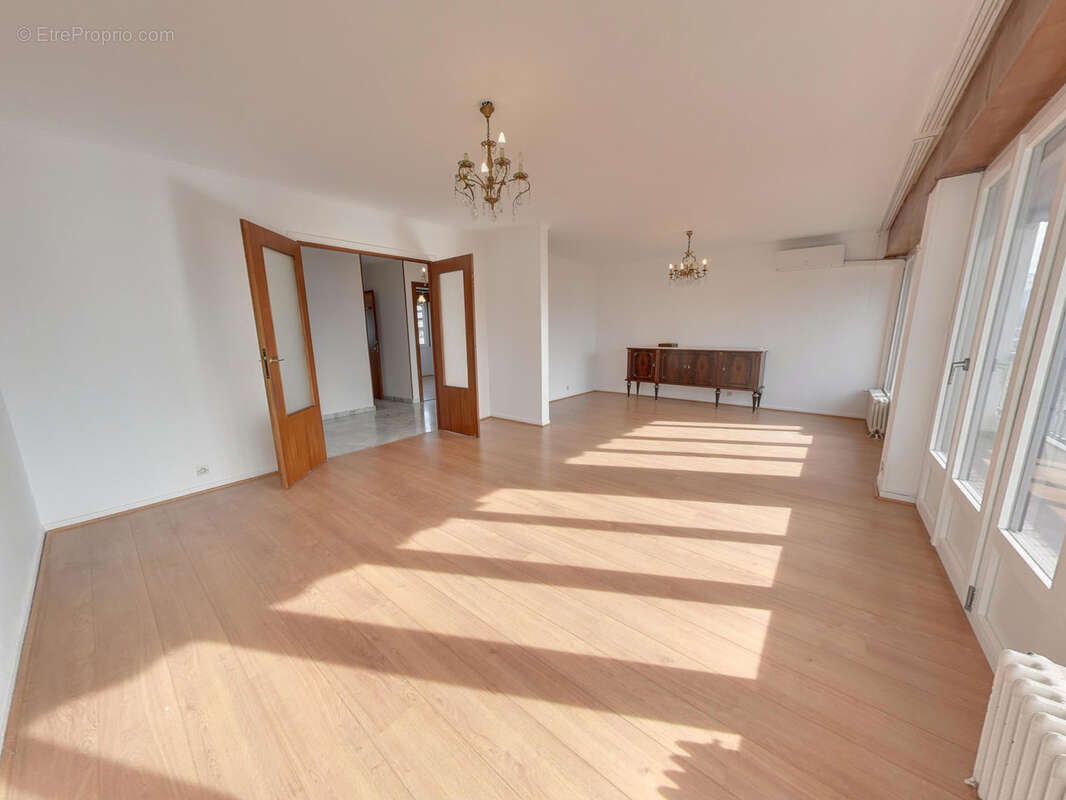 Appartement à ECHIROLLES