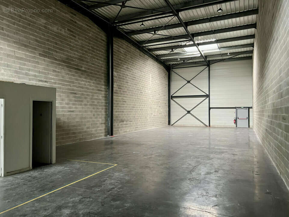 Autre à LE MESNIL-AMELOT