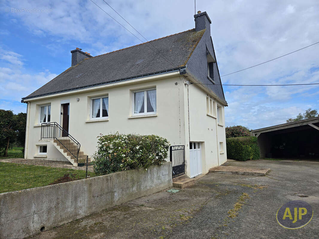 Maison à GUEGON