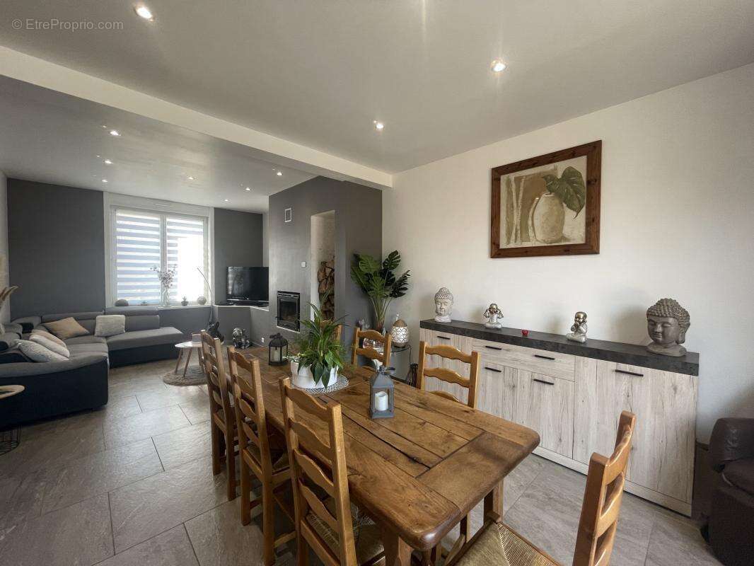 Maison à VILLERS-EN-CAUCHIES