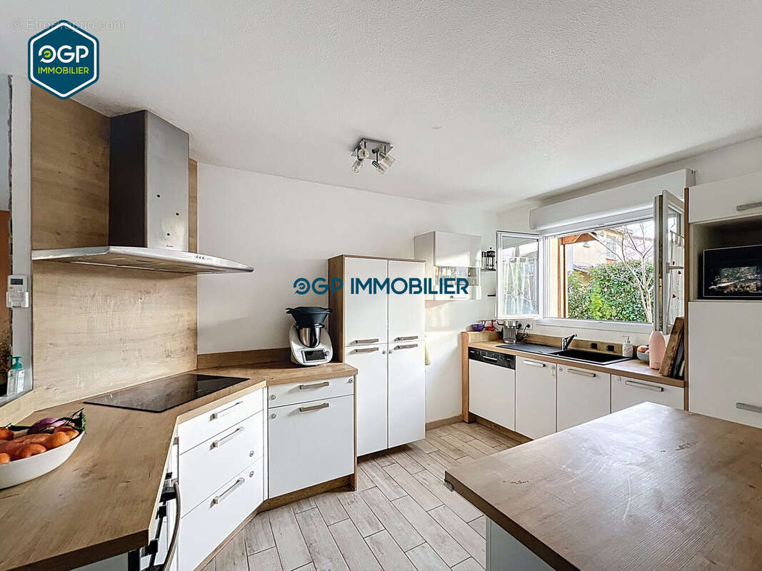 Maison à SAINT-SULPICE