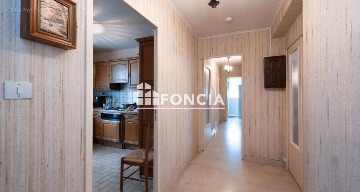 Valence Danton Sud – T4 de 80 m² avec garage, parking, cave et vue Vercors - photo 2