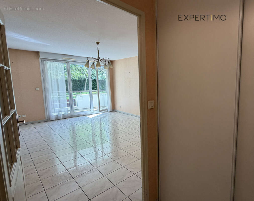 Appartement à SAINT-EGREVE